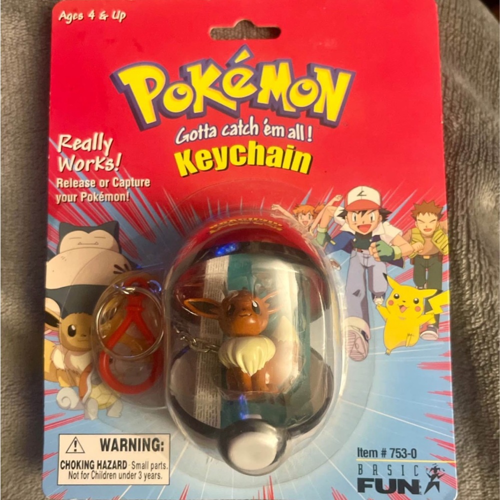 Vintage 1999 Pokémon Eevee Keychain Basic Fun #753-0 – Sealed Pokéball